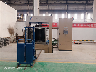 真空熱壓爐的溫度控制系統(tǒng)是如何實現(xiàn)的？